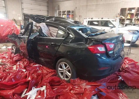 2018 Chevrolet Cruze Lt Auto z USA, uszkodzony, nr VIN 1G1BE5SM3J7120657